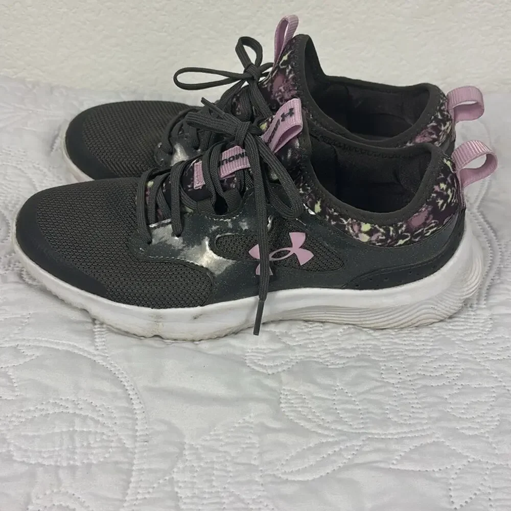 Under Armour Girls' Youth Infinity 2.0 Print Black Pink Athletic Running Shoe 6Y